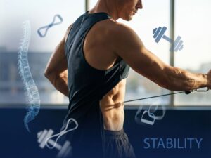 Atletische torso in zijprofiel met gedefinieerde spieren, omringd door halters en anatomische wervelkolom illustraties